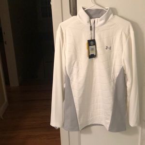 Brand New never worn men’s Under Armour pullover